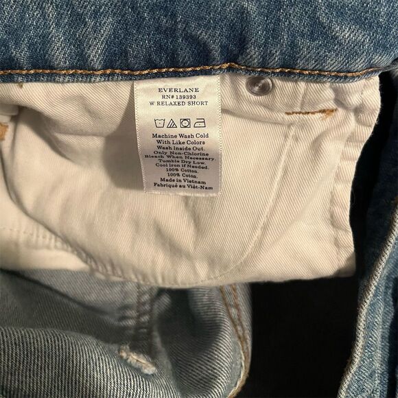 Everlane Women's Relaxed Denim Shorts Blue Size 33 Frayed Hem - Picture 8 of 9